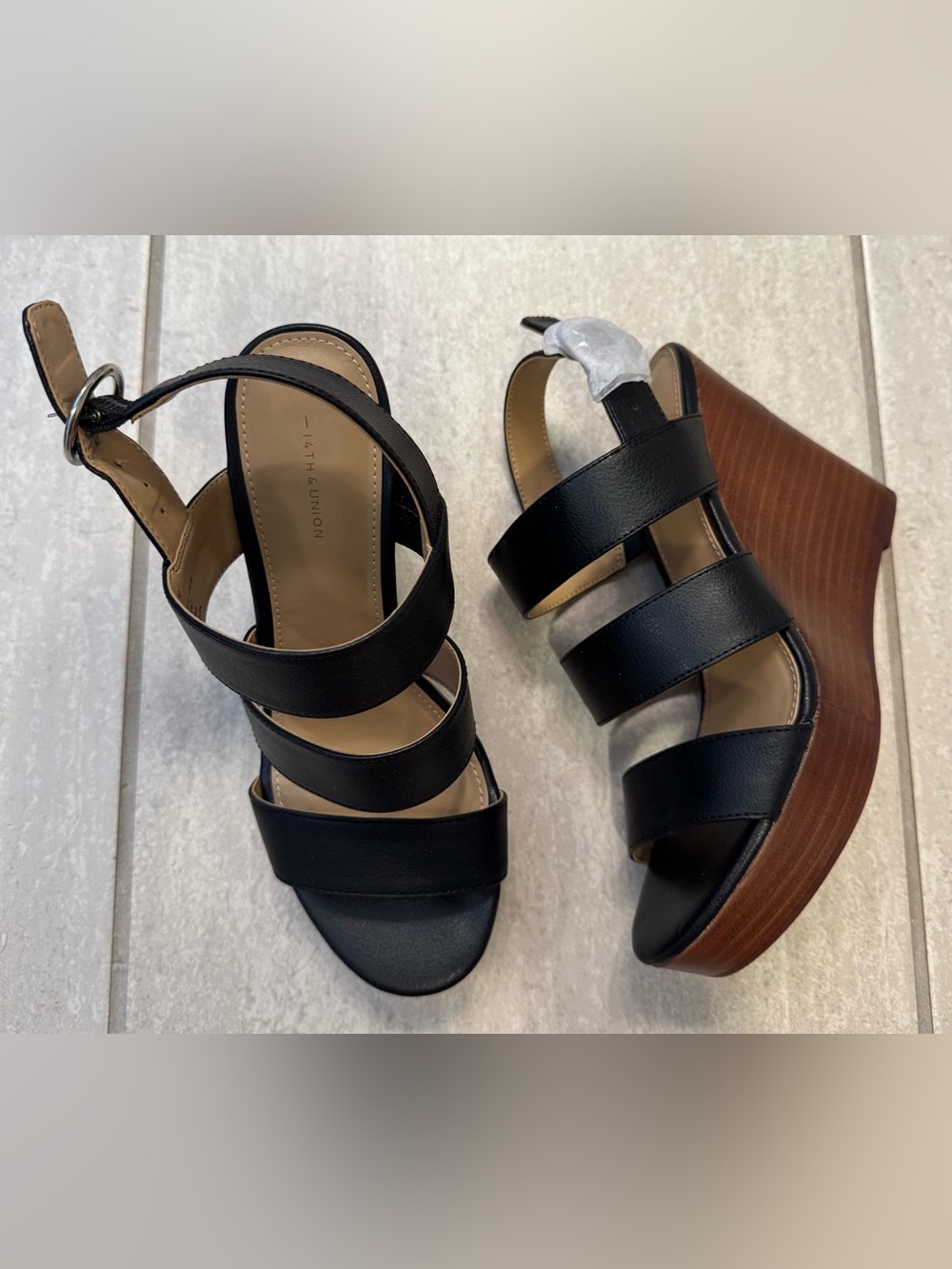 14th & Union Black Triple-Strap Wood-Block Platform Sandals